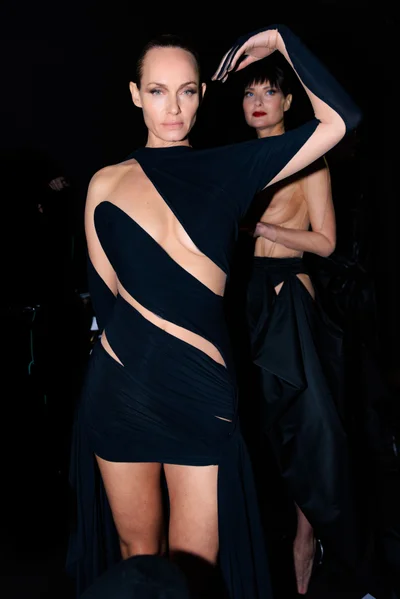 Look 17